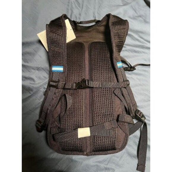 Hydration Backpack 18L with Water Bladder 2L/3L Hiking Water Backpack - Picture 2 of 5